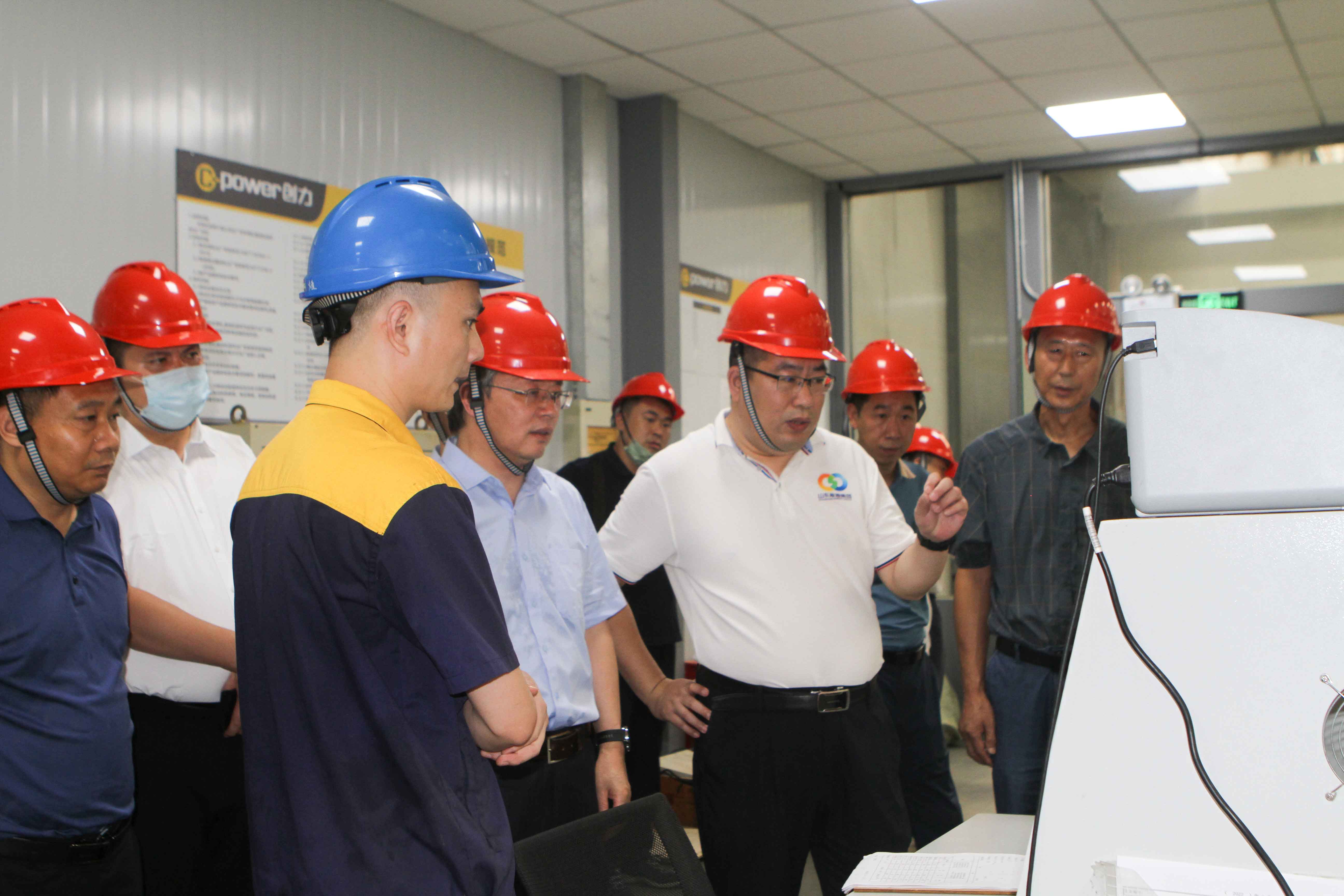 山能集團副總經理劉小平一行來我公司考察指導(圖2) 山能集團副總經理劉小平一行來我公司考察指導(圖2)