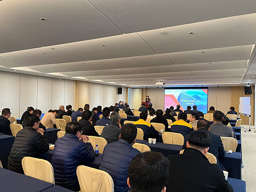 創(chuàng)力集團(tuán)舉行2022年度線下培訓(xùn)結(jié)業(yè)典禮(圖1) 創(chuàng)力集團(tuán)舉行2022年度線下培訓(xùn)結(jié)業(yè)典禮(圖1)